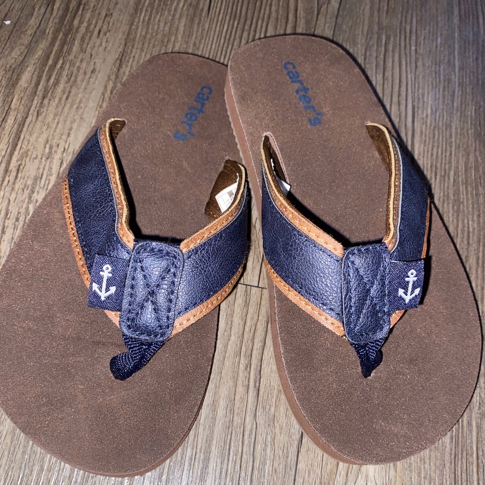 Old Navy Faux Leather slides